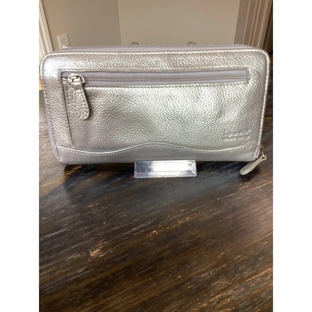 Tignanello Silver Leather Long Zip Around Wallet with Key Ring - Picture 2 of 11
